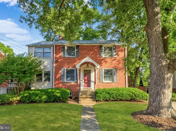 208 N Galveston St, Arlington, VA 22203