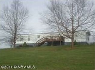 1091 Old Quaker Rd, Galax, VA 24333