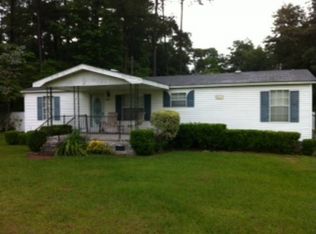 3707 Strickland Rd, Galivants Ferry, SC 29544