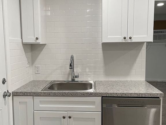 4th image of 315 1st St #11298781