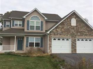 344 Marlowe Dr, Inwood, WV 25428