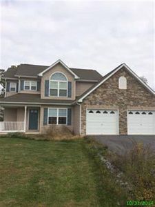 344 Marlowe Dr, Inwood, WV, 25428