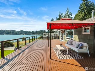 1528 Madrona Point Dr, Bremerton, WA 98312