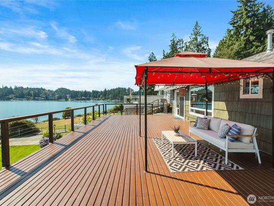 1528 Madrona Point Drive, Bremerton, WA 98312