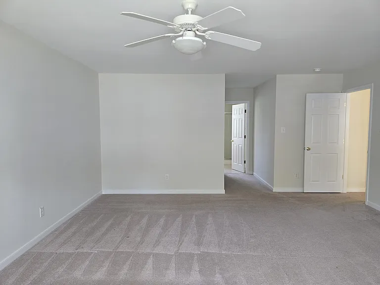 9521 Pine Trails Ct — Photo 20