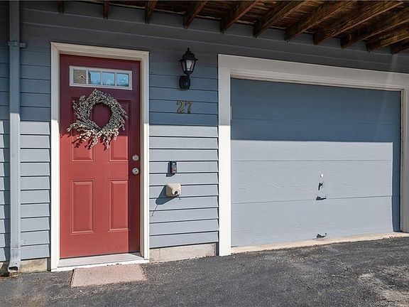 3rd image of 27 Sanwood Dr