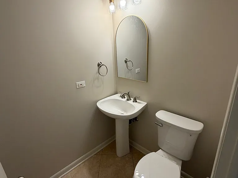 2456 Cobblewood Dr — Photo 9