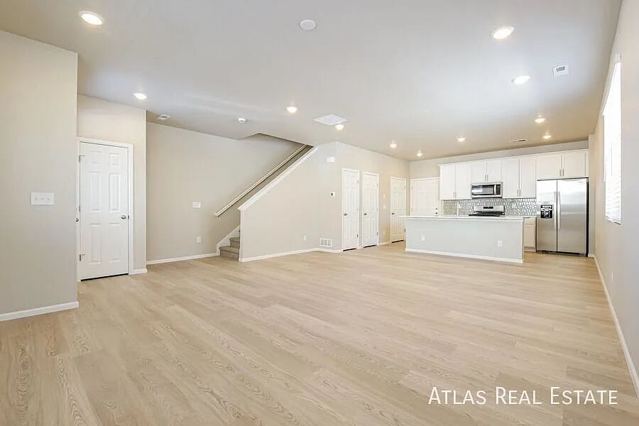 3 Bed, 3 Bath Home Featuring Modern Finishes - Brand New Construction! — Photo 3