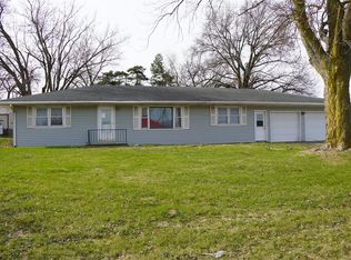 3302 Locust St, Quincy, IL 62301