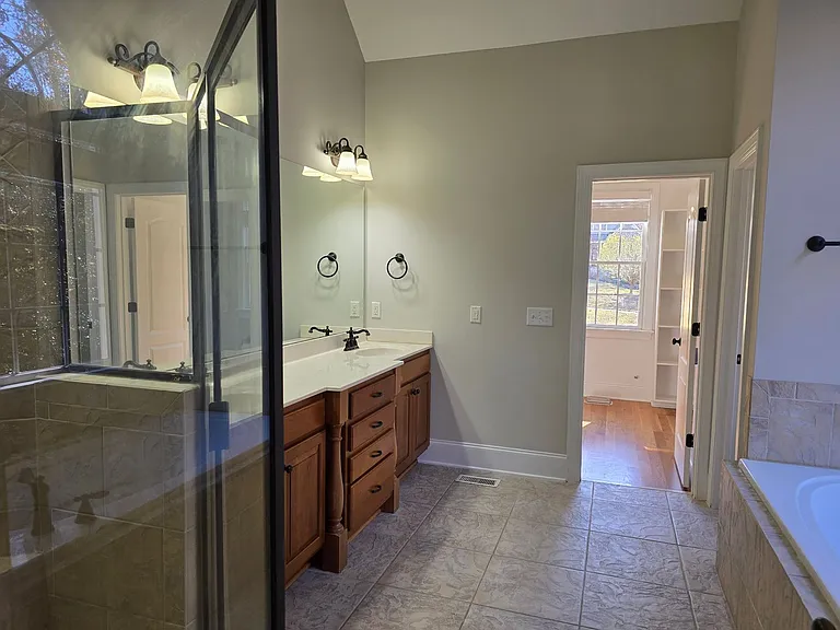 3653 Pleasants Ridge Dr — Photo 22