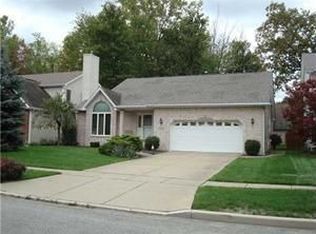 1204 Bowen Dr W, North Tonawanda, NY 14120