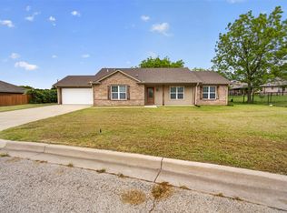 505 E 5th St, Springtown, TX 76082