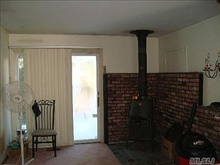2nd image of 1 Somers Ln