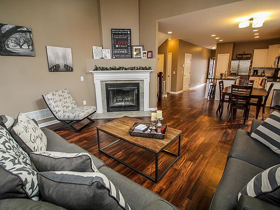 4th image of 377 Seatrain Dr
