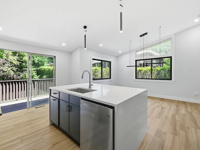 7 Brookdell Dr — Photo 5