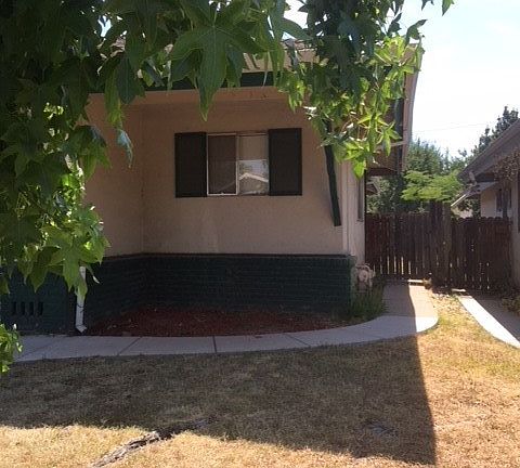2nd image of 1120-1126 Agatha Way #1124
