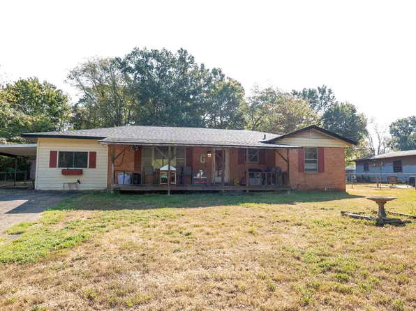 307 S Green St, Hallsville, TX 75650