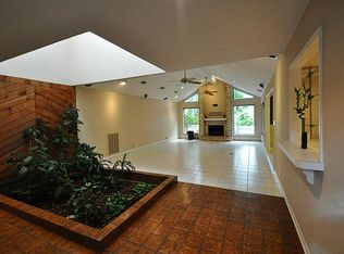 3814 Elmcrest Dr, Houston, TX 77088