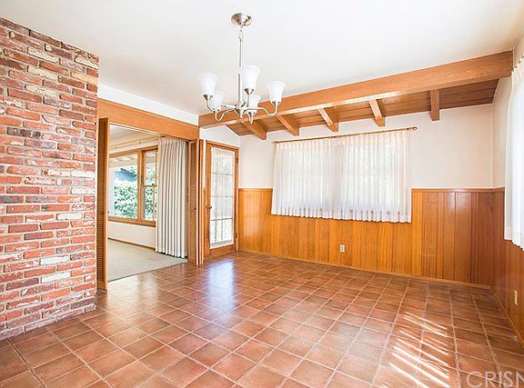 3rd image of 23235 Erwin St