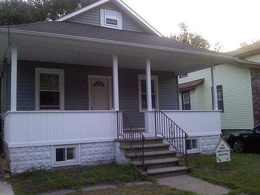 1st image of 320 W Olive St