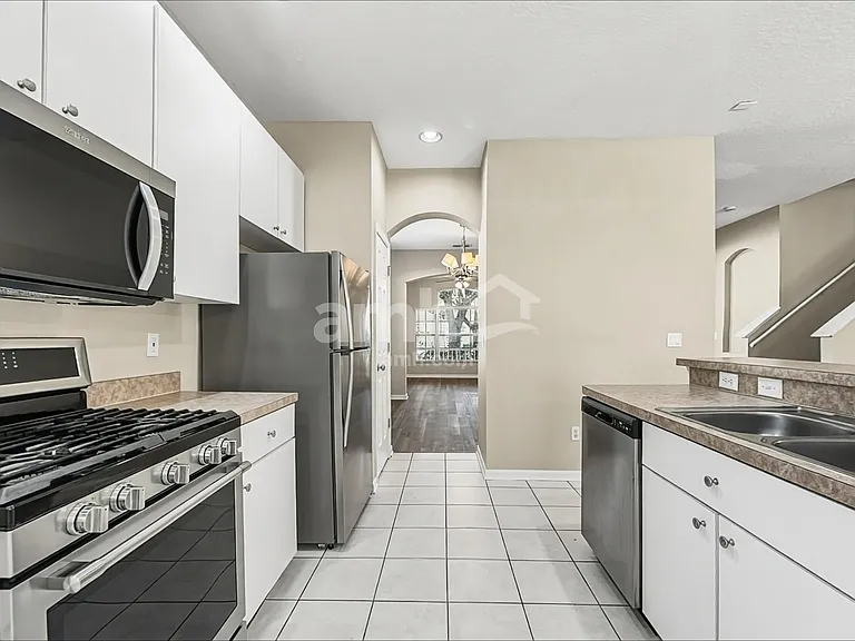 12719 Bramfield Dr — Photo 3