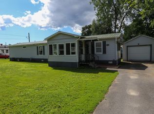 205 Pine Ave, Plattsburgh, NY 12901