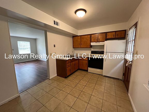 5th image of 821 Apperson Dr APT H