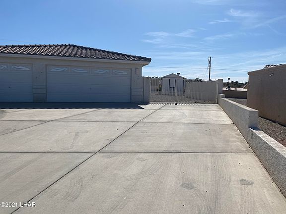 2nd image of 3675 Taurus Ln