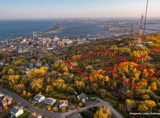2XX W 10th St, Duluth, MN 55806