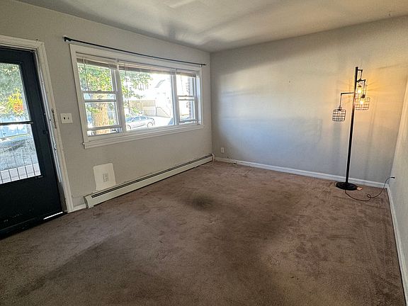 2nd image of 452-454 Paxton St #1