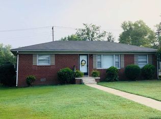 606 5th St, Lawrenceburg, TN 38464