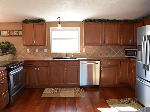 2nd image of 1781 County Road 5