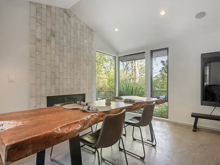 3217 Oakley Dr — Photo 17