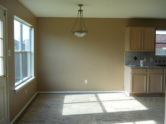 5th image of 19718 Twisted Creek Dr