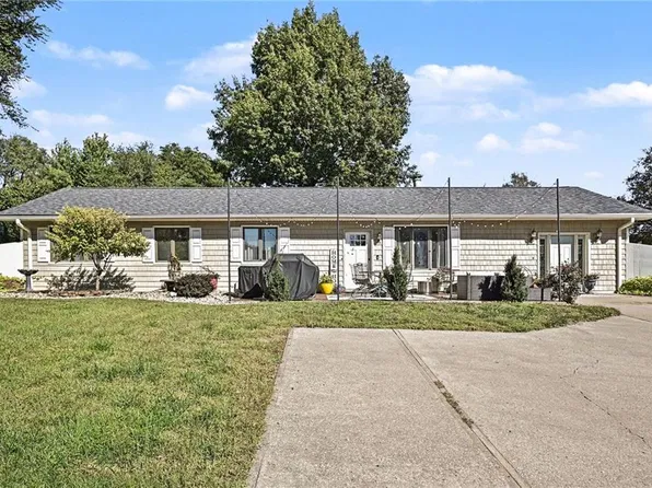 2723 Mansfield Rd, Saint Joseph, MO 64503