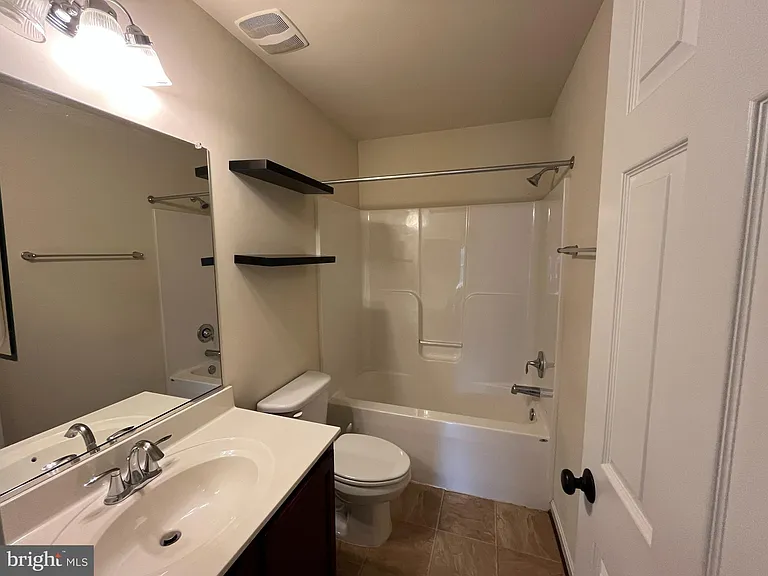 47 Summerfield Ln — Photo 18