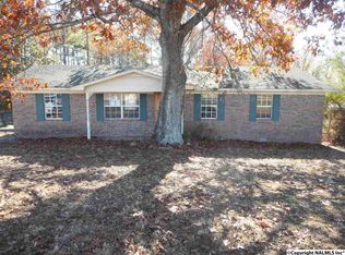 4888 Swearengin Rd, Scottsboro, AL 35769