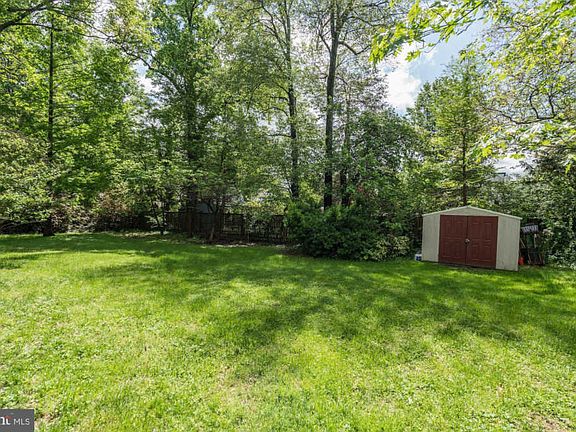 4th image of 6637 Osborn St
