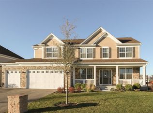 2564 Sanctuary St, Lisle, IL 60532