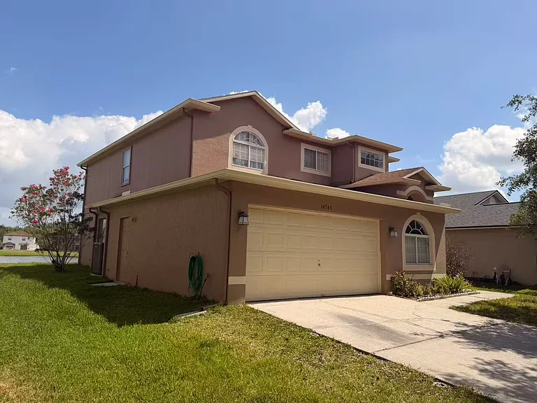 14745 Hartford Run Dr — Photo 2