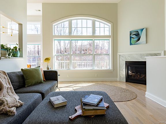 2nd image of 204 Sacandaga Loop