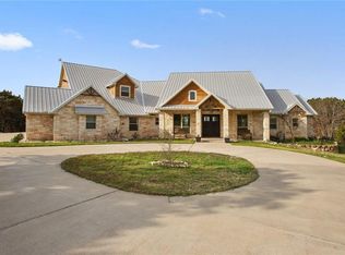 1460 Whispering Oaks, China spring, TX 76633