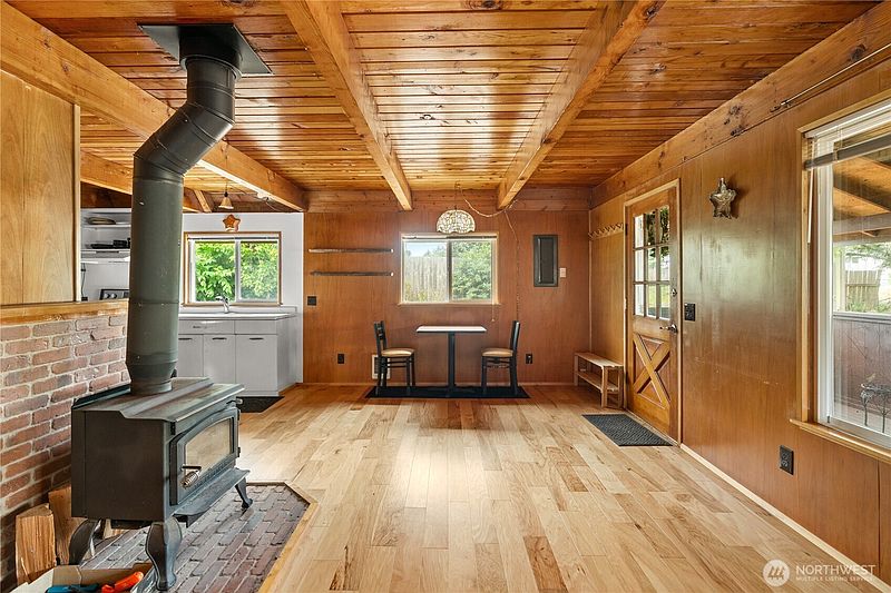 5th image of 845 Schmid Road