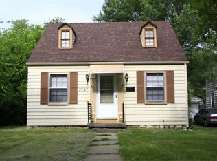 2047 SW Lincoln St, Topeka, KS 66604