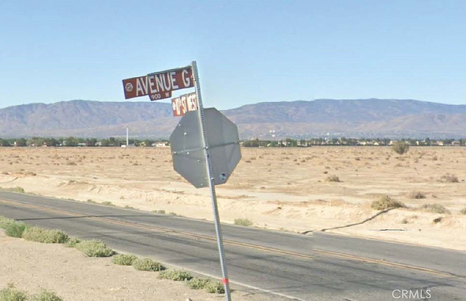 1st image of 0 W 10th St #4