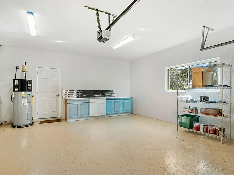 143 Caledonia Dr — Photo 61