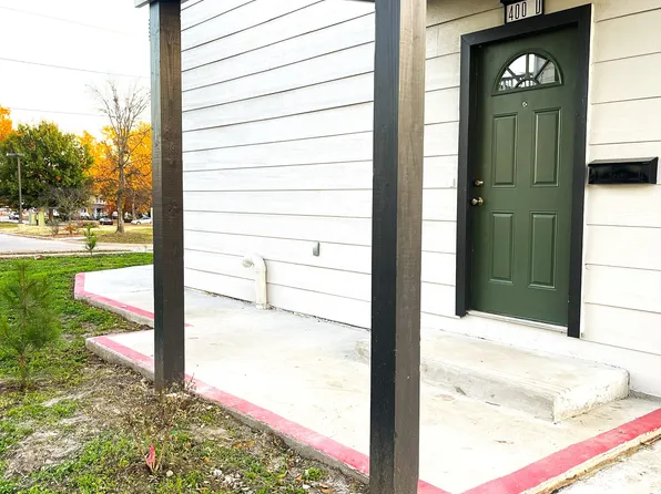 400 W Maple St, Independence, KS