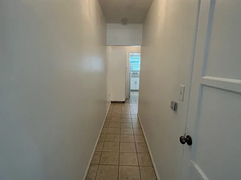 30 N Alboni Place 25 Bonito Ave — Photo 5