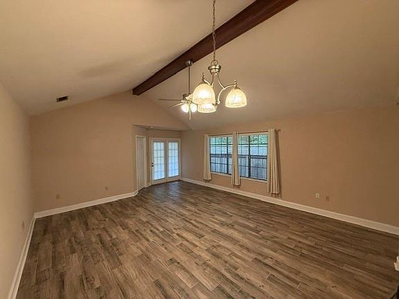 4th image of 519 Aurora Ave