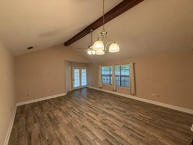 519 Aurora Ave — Photo 4